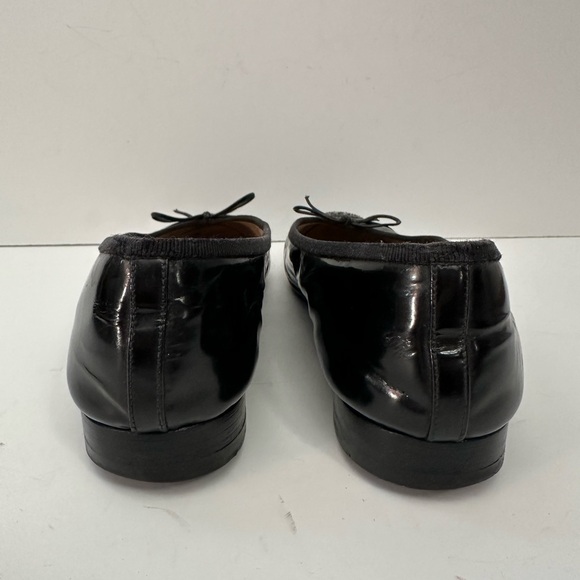 Chanel Black Patent Leather Ballet Flat - Picture 4 of 12